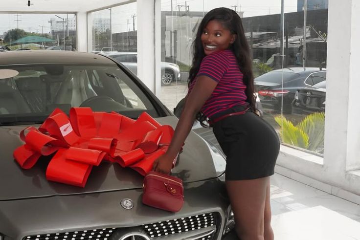 The Outrage Over Raye’s Benz Isn’t About the Car. It’s Misogyny