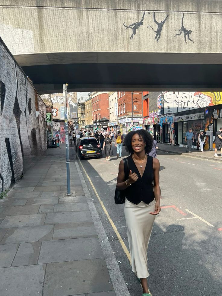 the-elegant-midi-skirt-old-money-outfit-2