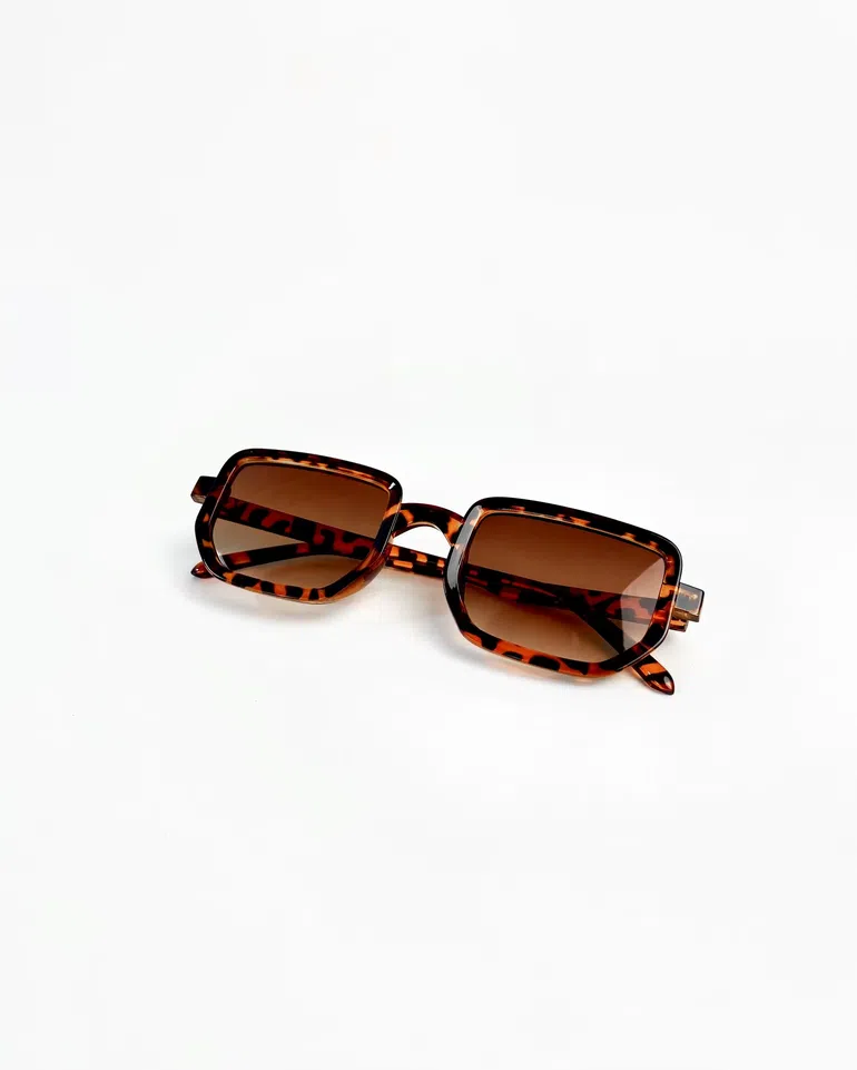 Polygonal Leopard Print Frame Sunglasses