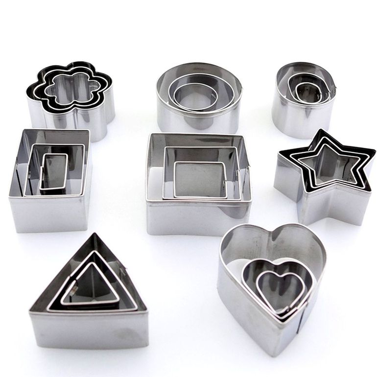 24pcs Stainless Steel Mini Biscuit and Cookies Cutter for Homes, Hotels, and Restaurants