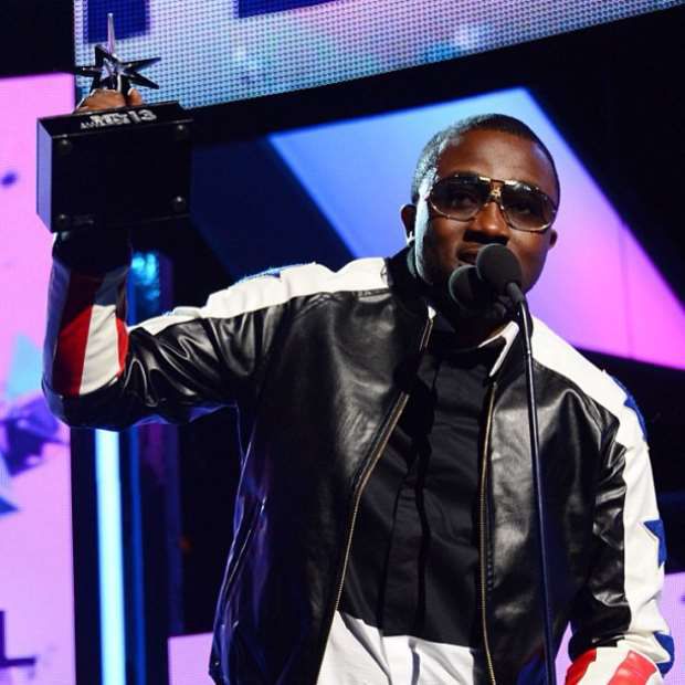 Generate single title from this title Ice Prince clarifies that he, not Davido is the first African artist to receive BET award on stage in 70 -100 characters. And it must return only title i dont want any extra information or introductory text with title e.g: ” Here is a single title:”