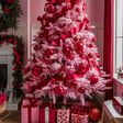 The 7 Biggest Christmas Tree Trends We're Seeing Online This Holiday