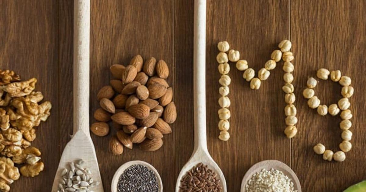 7 Magnesium-Rich Foods That Boost Sleep Quality and Improve Mood Naturally