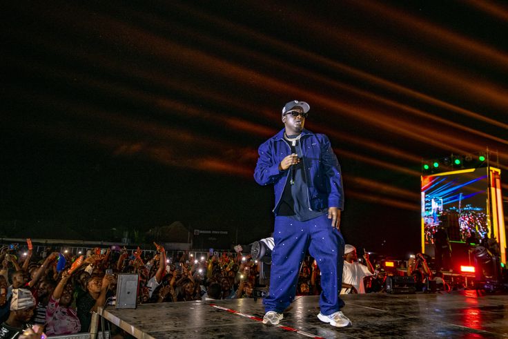 Gold Standard December: Goldberg’s Golden Xmas Concert Electrifies Ibadan