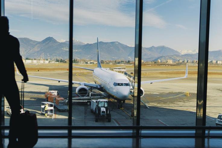 10 travel hacks airlines don’t want you to know