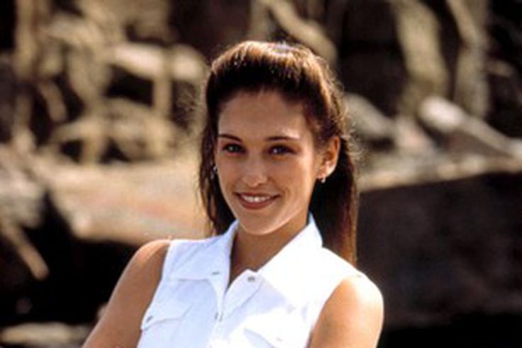 Amy Jo Johnson Movies and TV Shows: Key Roles and Performances to Watch