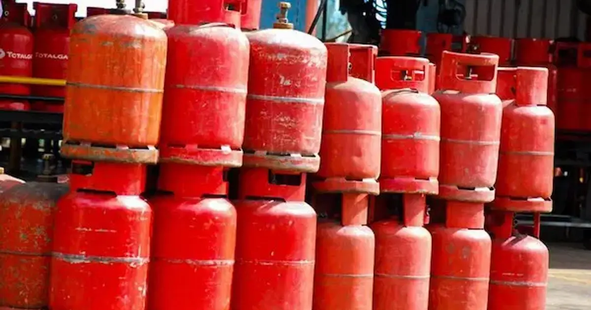 Cooking gas price rises yet again as Nigerians now pay up to ₦1,600/kg in some locations