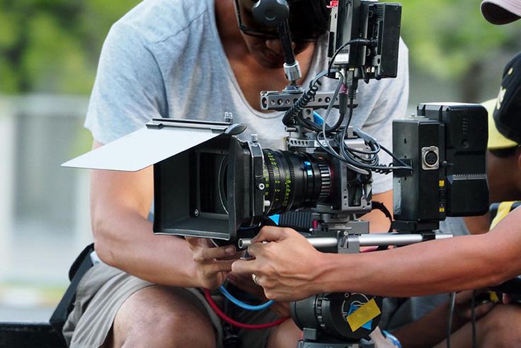 How Long Do Movies Take to Film? Movie Production Timelines Explained