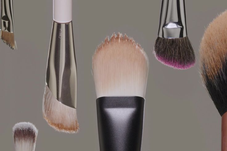 Why you should never share makeup brushes