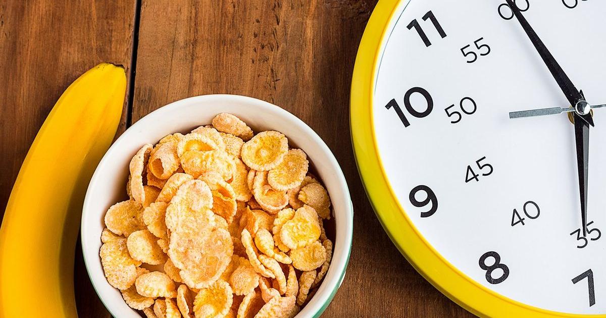 Is Intermittent Fasting Realistic for 9–5 Workers? Challenges and Benefits