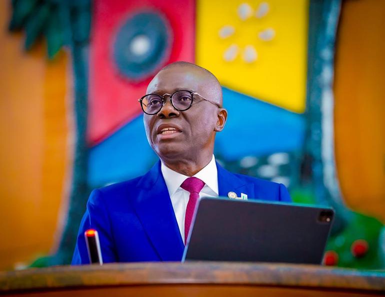 Governor Babajide Sanwo-Olu ordered LAWMA and private waste operators to intensify street-clearing efforts across Lagos following widespread complaints over refuse accumulation