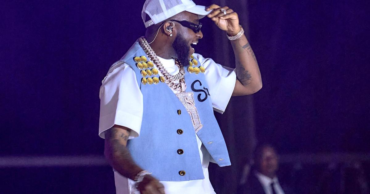 Davido's 5ive Alive Tour Lights Up Abuja in Heineken's Legendary Christmas Show