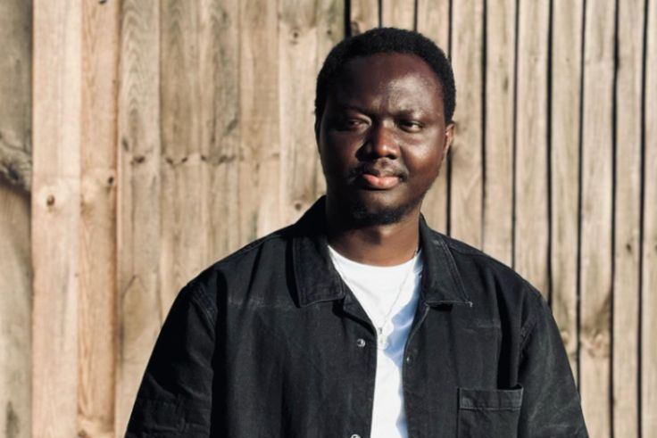 Valjae Gets up Close & Personal in ‘Colourful Lies’