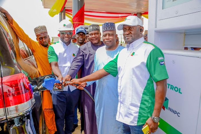 Motorists elated as NNPCL gives out free fuel, reduces cost per litre nationwide.