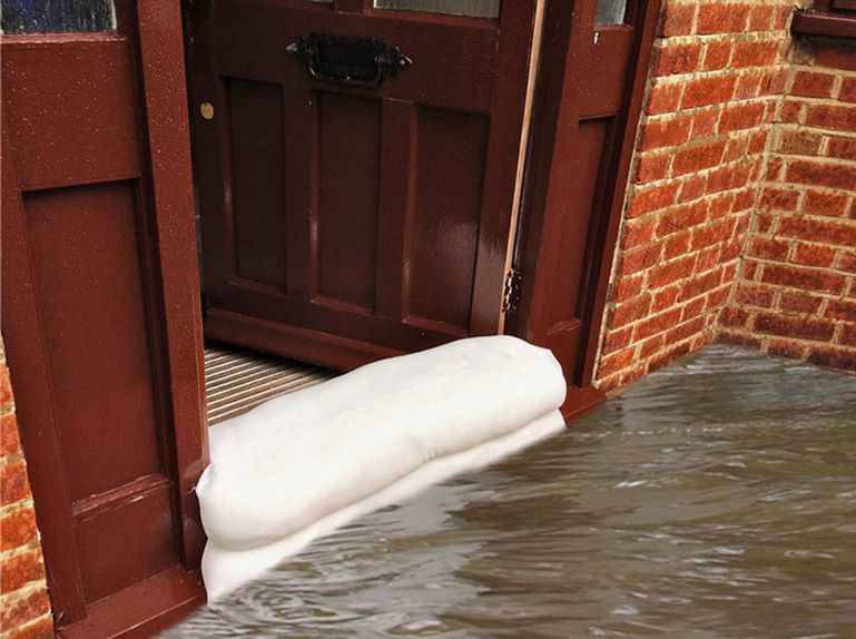 use sandbags to protect your home from getting flooded