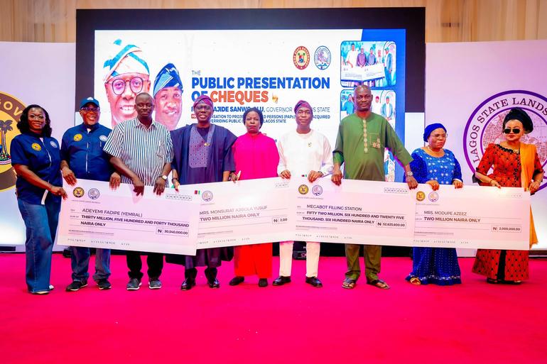 Lagos pays ₦3.1bn to 331 owners of land and buildings acquired for roads