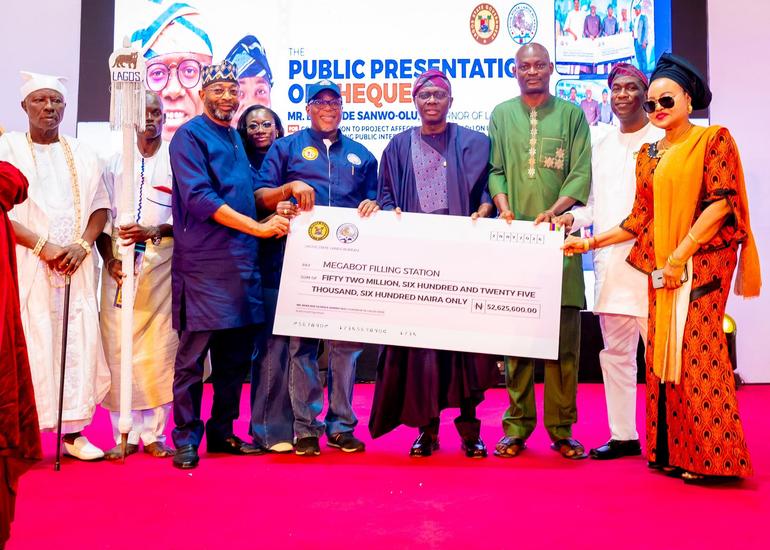Lagos pays ₦3.1bn to 331 owners of land and buildings acquired for roads