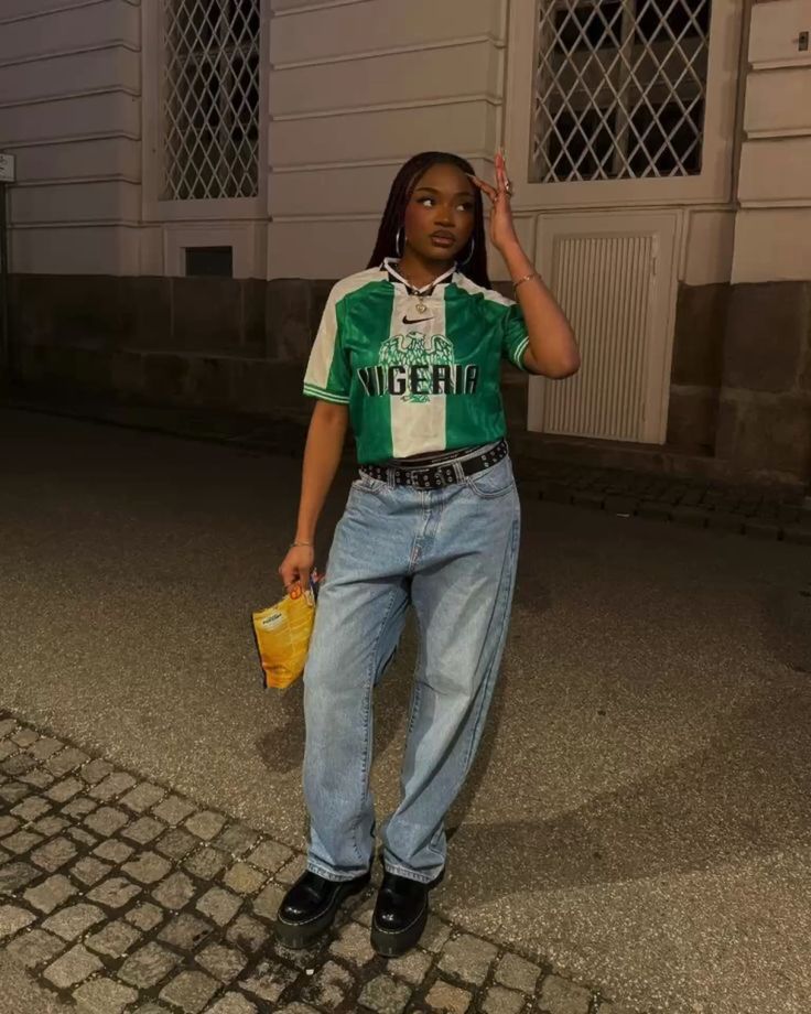 basic-but-golden-jersey-outfit-idea