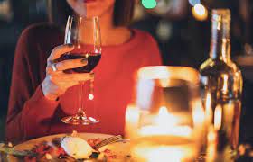 How to know perfect romantic date destination that will sweep her off her feet