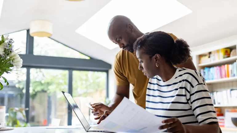 Surviving Nigeria as newly married couple - 5 economic tips that can help