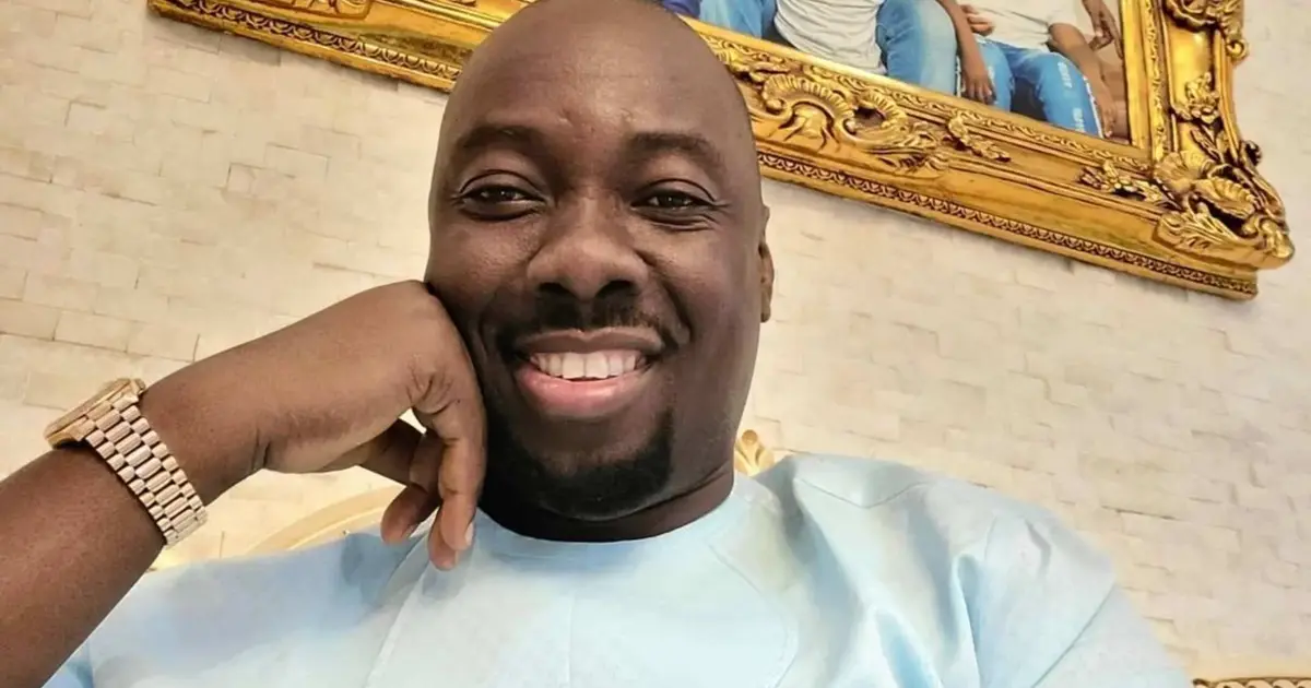Obi Cubana abandons Tinubu’s City Boy Movement, deletes all related posts on his Instagram page.