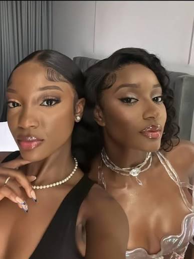 Salt with her sister, Ayra Starr