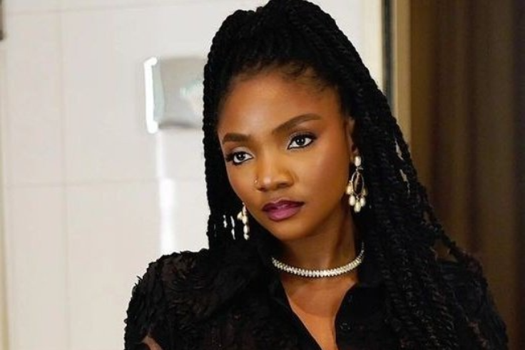 Simi Releases Official Statement After Wave of Twitter Bullying