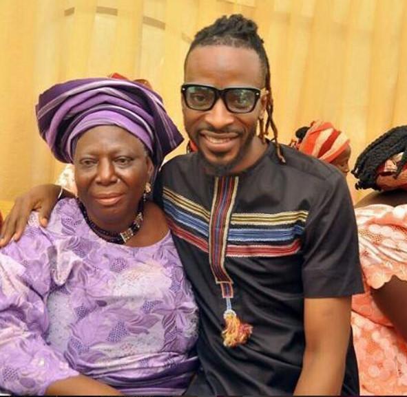 Singer 9ice with his mum
