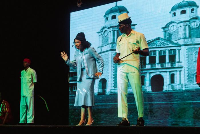 The Different Impressions Created by Light in ‘Love’s Unlike Laden ...