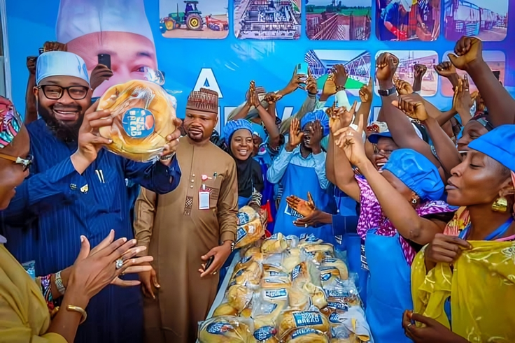 Gov’s aide threatens Facebook user over questions on bread initiative