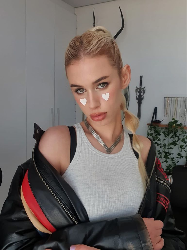 Rachel Kay is one of the biggest streamers in Africa