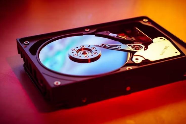 How to recover photos from a formatted hard drive on Windows PC?