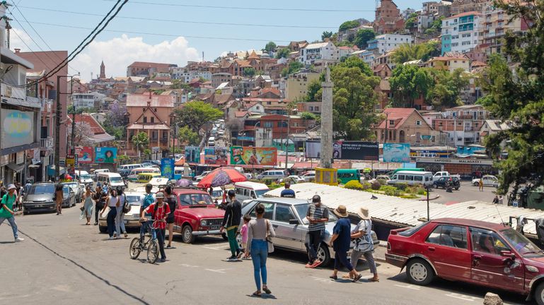 African countries that changed their languages after independence