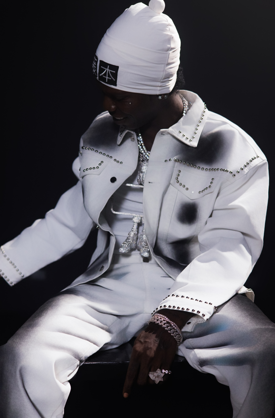 How Seyi Vibez's Silently Dominated 2025