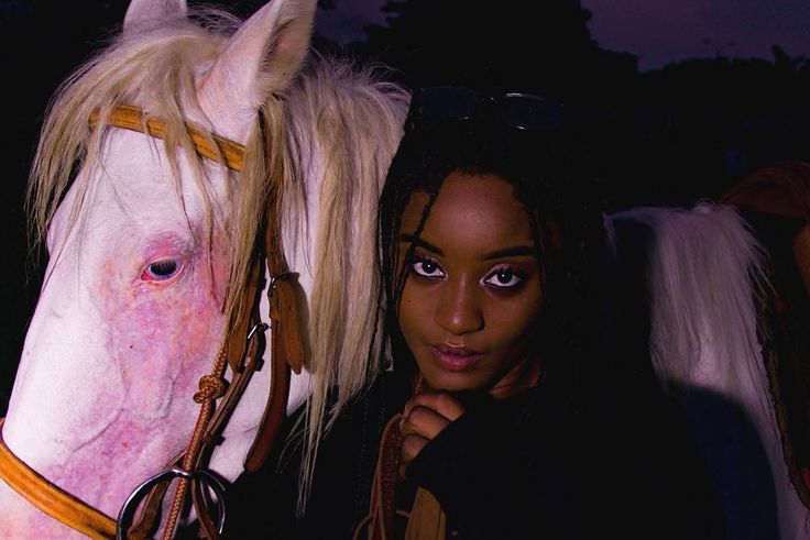 I’m lesbian - Bloody Civilian declares after netizens 'drooled' over her bikini photos