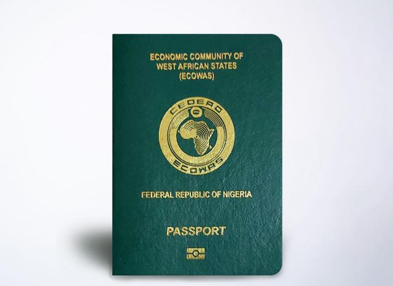 visa-vs-passport-difference