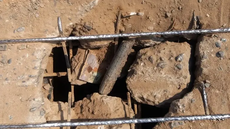 A picture of Oke-Afa Bridge's structural damage