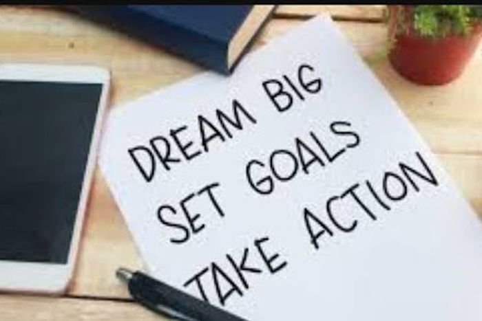 5 things you should do at the beginning of every month to set yourself up for success