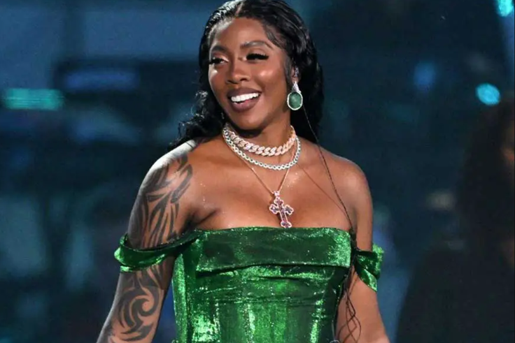 I do not work with Mekka anymore - Tiwa Savage announces split from manager