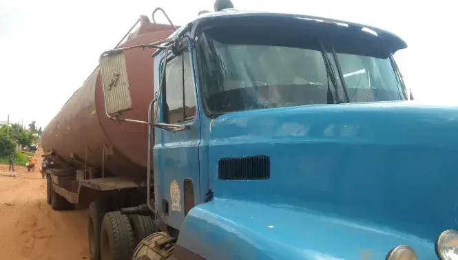 Blue tanker truck impounded by NSCDC Anambra State Command for carrying illegal petroleum