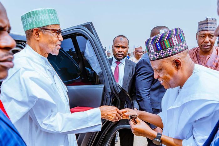PHOTOS: Buhari leaves Daura residence after nearly 2 years, relocates to Kaduna