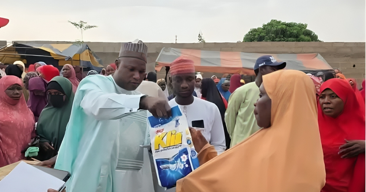 Nigerians express shock as Kano LG Chairman 'empowers' women with detergent packs