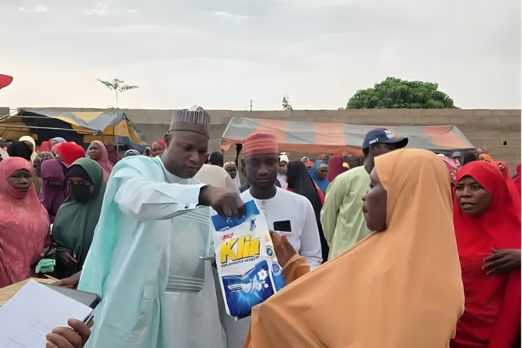 Nigerians express shock as Kano LG Chairman 'empowers' women with detergent packs