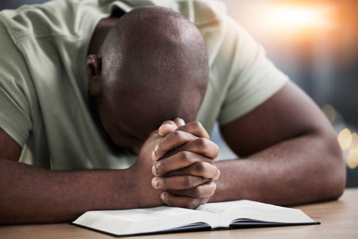 5 powerful Bible verses to pray for an immediate financial breakthrough