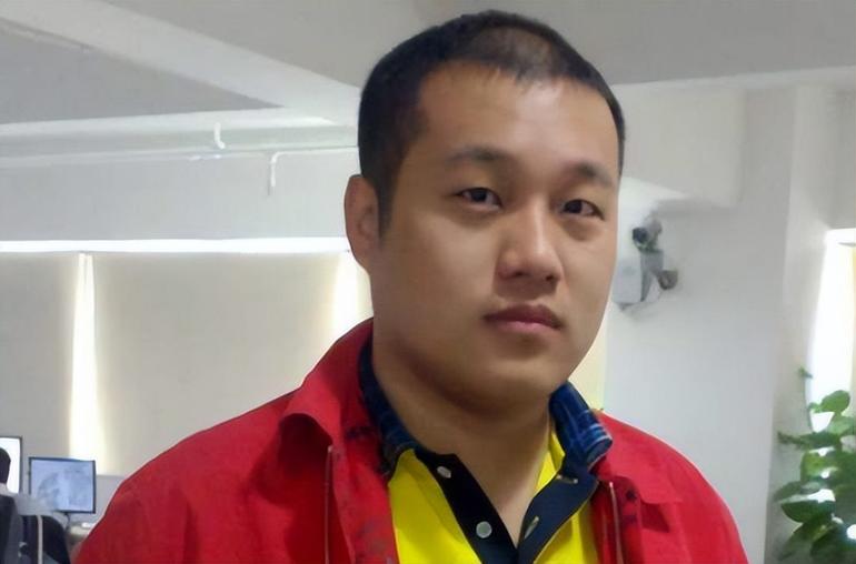 Chinese billionaire Xu Bo has been linked to more than 100 children born through surrogacy in the US.