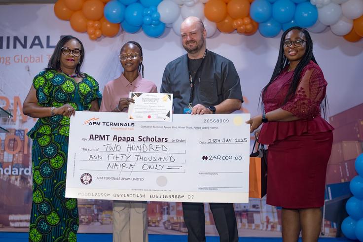 APM Terminals Awards Scholarships to 45 undergraduate students in Apapa