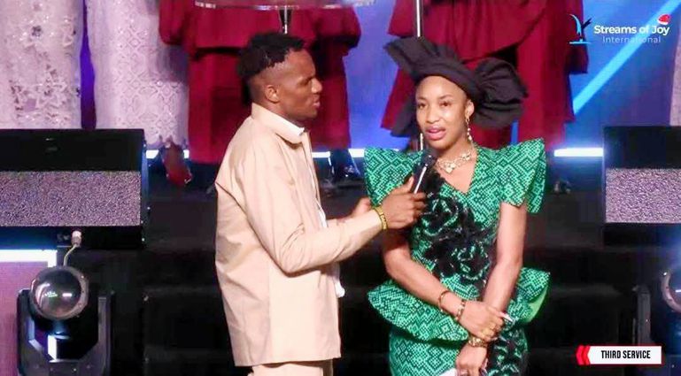 Tonto Dikeh in a deliverance session with Pastor Jerry Eze
