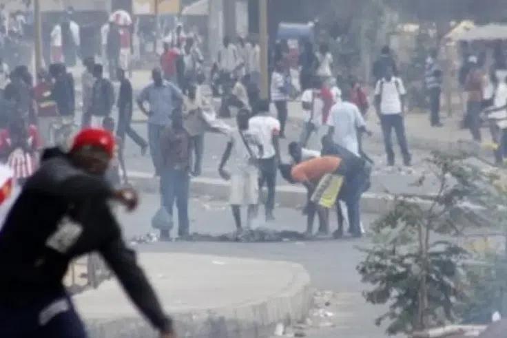 Affrontements à l'UCAD : les étudiants maintiennent la pression, plusieurs blessés déjà enregistrés