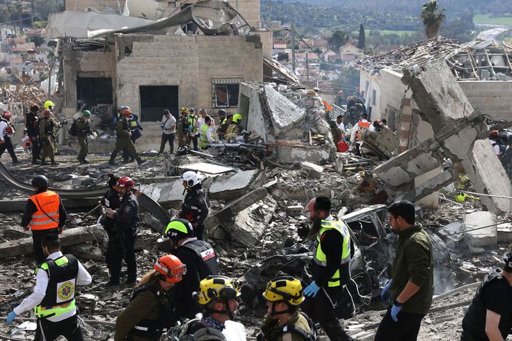 Frappes américaines et israéliennes en Iran : un lourd bilan humain d’au moins 555 morts