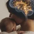 Parentalité : comment le cerveau des adultes se transforme au contact d’un bébé